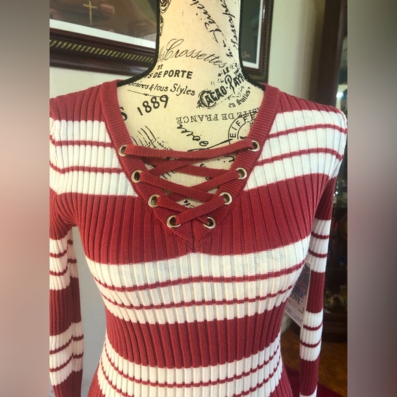 Candy Striped Sweater Dress, reddish and white knit - Picture 4 of 4